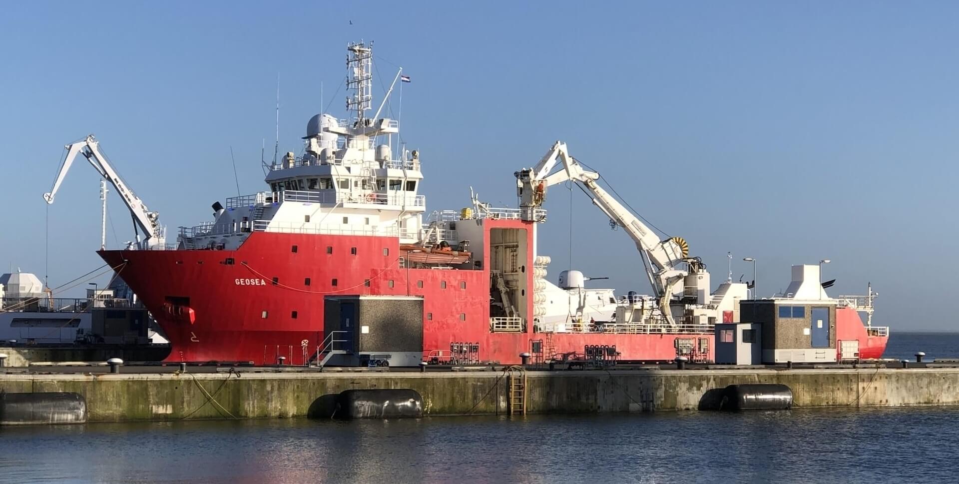 O-13 onderzoek lift mee op de inzet van het civiele onderzoeksschip GeoSea bij MMG